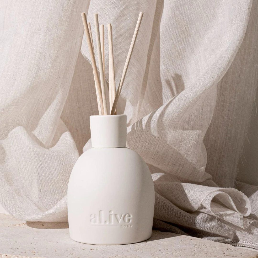 Sweet Dewberry & Clove Diffuser - Ginja B