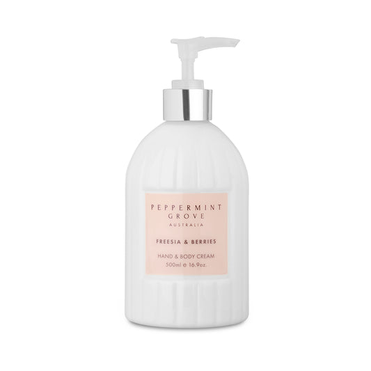 Freesia & Berries Hand Care Gift Set