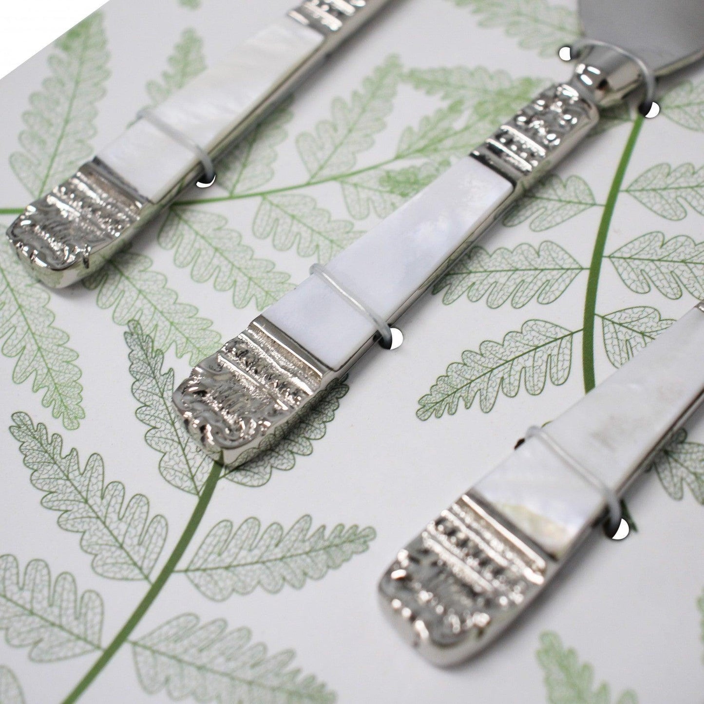 Pearl Handled Cheese Platter Spreaders (3) - Ginja B