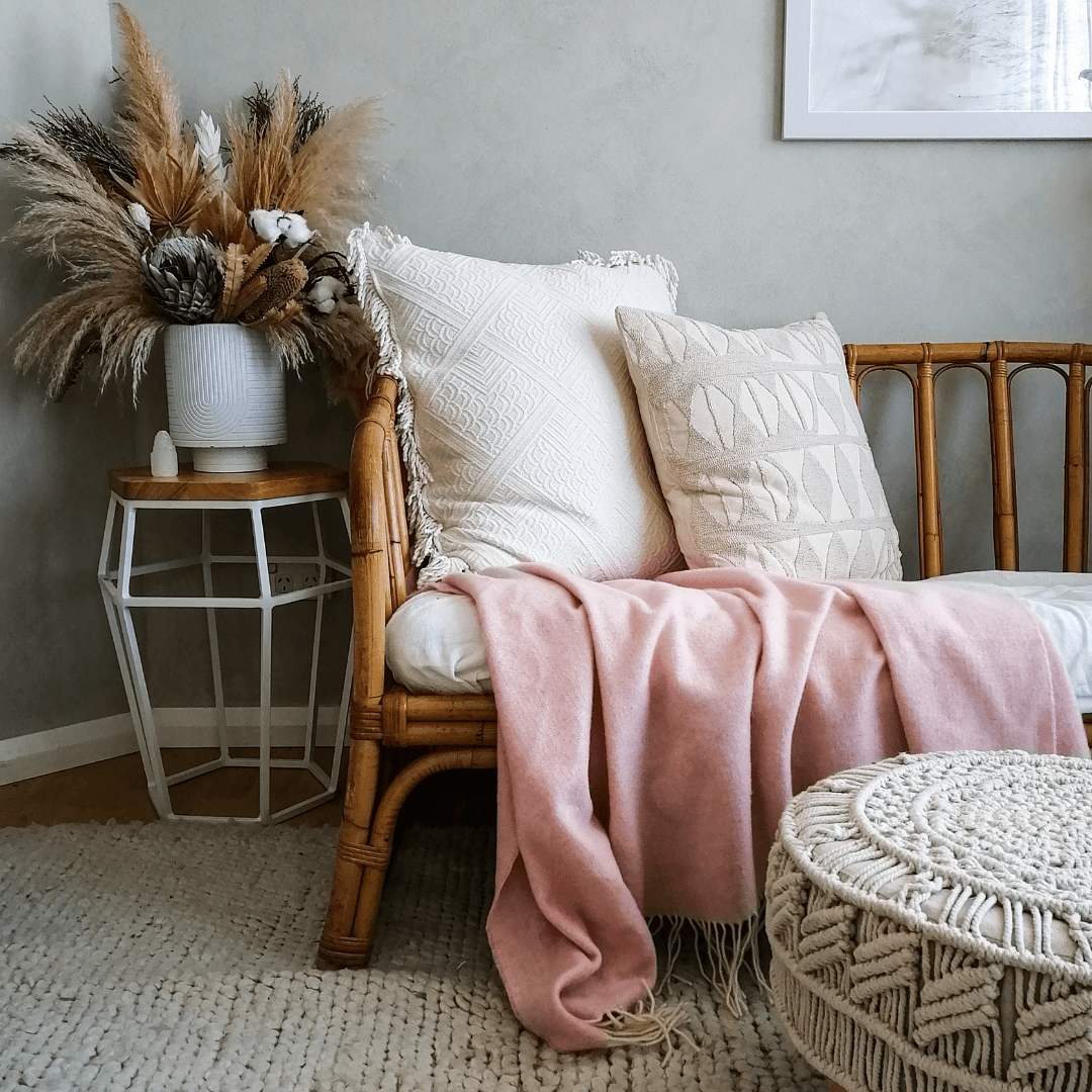 Kensington Collection Throw Blush - Ginja B