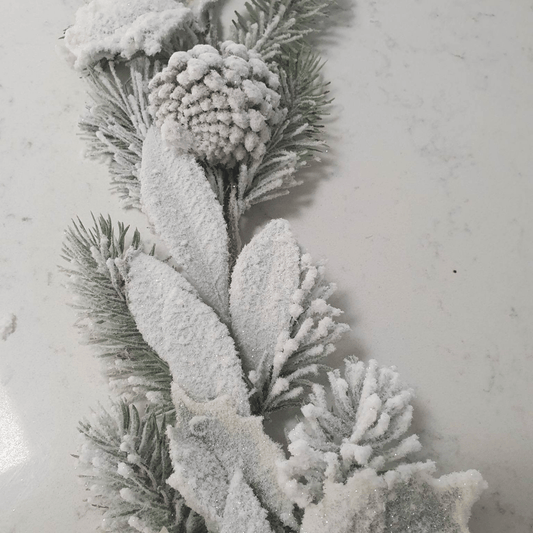 Christmas Snow & Pinecones Garland 180cm - Ginja B