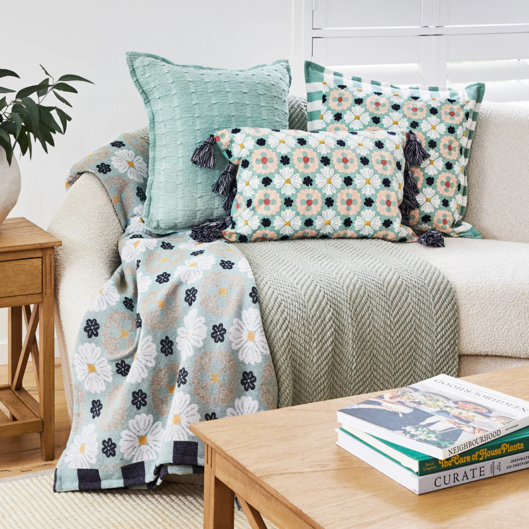 Zoe Throw – Elegant Floral Geometric Design