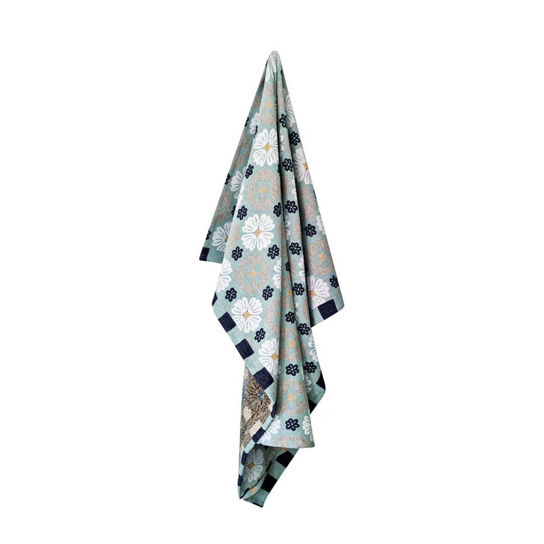 Zoe Throw – Elegant Floral Geometric Design