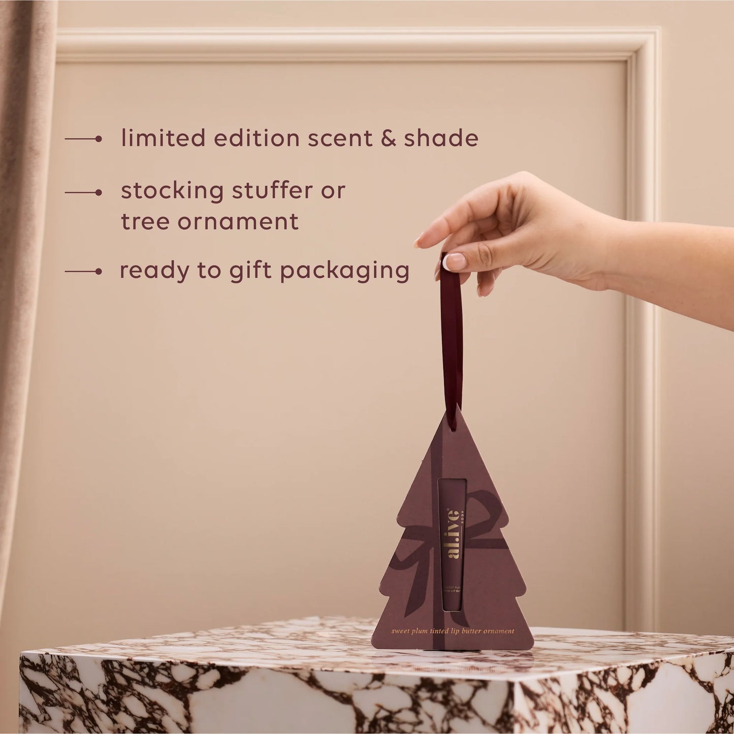 Tinted Lip Butter Ornament - Sweet plum